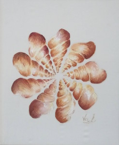 Vera Lowen composizione di conchiglie su seta 33x28